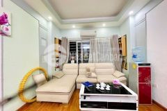 Cầu giấy 5 tầng 3.4m mặt tiền giá chỉ nhỉnh 8 tỷ