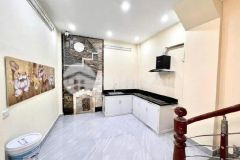 Cần bán gấp nhà mặt phố hoàng quốc việt