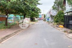 Hàng hiếm vị trí ngang trường mẫu giáo, trục đường thông ra bùi quang trinh