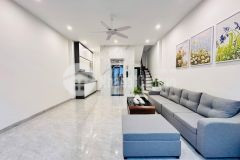 Nhà mới sát lăng bác 6 tầng thang máy full nội thất ba đình 11.7 tỷ