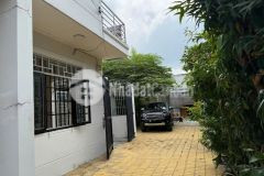 Bán gấp nhà 2 tầng trung tâm hóc môn 133m² ngang 12m giá chỉ 5.8 tỷ tl