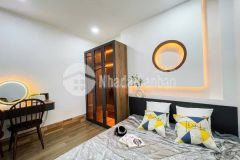 Chỉ 28 tỷ chdv 160m2 trần hưng đạo 10x16m 6 tầng thang máy 38 phòng 2 tỷ năm đầu tư 0983458219
