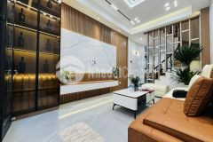 Bán nhà mới nội thất đẹp, 4 tầng nở hậu, gần đường ô tô, phố kim giang hoàng mai.