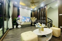 Bán nhà cầu giấy 42m2 4 tầng giá 9 tỷ 0348825235