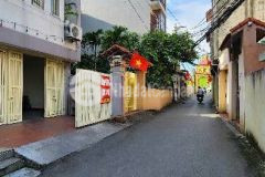 Mặt phố bồ đề gần hồ kinh doanh đỉnh 7.8 tỷ