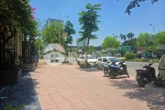 Bán nhà mặt phố hồng tiến 300m2, căn góc 3 thoáng, mt 16m