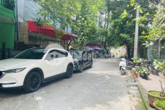 Bán nhà hoàng cầu đống đa, phân lô hai mặt đường ô tô thông, gần phố, kd văn phòng.