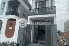 Nhà mới xây sr hoàn công 2.75 tỷ64 m21 lầu 1 trệt 3 phòng ngủ
