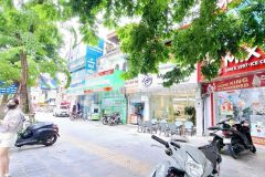 Bán toà nhà 9 tầng mặt đường đại la 270m2