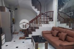 Cho thuê nhà riêng gần 269 ngõ quỳnh hai bà trưng 35m x 5t, 3pn4vs giá 15tr, đủ đồ