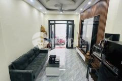 Bán nhà trần thái tông cầu giấy gàn đh quốc gia 54m 5 tầng. giá 10.5 tỷ