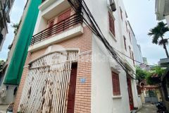 Bán nhà thạch bàn,long biên 4 tầng,63m,mt5m oto đỗ cửa nhỉnh 10 tỷ