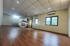 Cho thuê nhà riêng phố phạm huy thông, ba đình, ô tô đỗ cửa, gần phố, ở, văn phòng