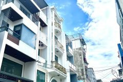 Bán nhà hxh tân bình, gần metro cách mạng tháng 8, 3 tầng, lô góc, 70m2, hẻm 10m, 67m2, nhỉnh 11 tỷ