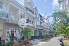 Cg cho thuê nhà 1 trệt 2 lầu mới đẹp kdc hưng phú p. hưng phú tp. cần thơ