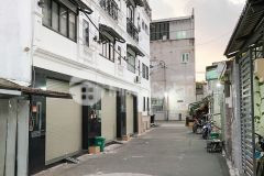 Nhà 4 tầng, hxh 6m, ngay đường tô ngọc vân, 64m2, giá 5.9 tỉ tl.