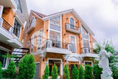 Cần bán 2 căn biệt thự tân cổ điển đường 34 đà lạt