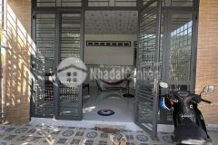 Chu nơ ngoai thanh ly nha câp 4 gân bv nhi đông binh chanh