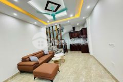 Trần cung nhà đẹp 2 thoáng sổ vuông mặt tiền 4m 5 tầng hơn 7 tỷ