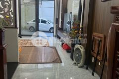 Bán nhà thạch bàn, longbiên 6t, 35m2, chỉ 8,48 tỷ lô góc, ô tô đỗ cửa