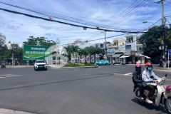 Bán đất tặng nhà cấp 4 mặt tiền nguyễn lộ trạch, p.nam nha trang vĩnh nguyên giá 9,1 tỷ