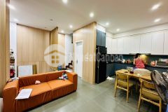 Lõi cầu giấy 38m2 lô góc 2 mặt thoáng mặt tiền siêu rộng 5 tầng dân xây 9.8 tỷ