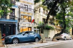 Bán nhà cầu giấy 50m2, 6 tầng thang máy lô góc 3 thoáng view hồ ô tô thoải mái giá 28 tỷ