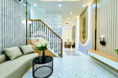 Bán nhà huỳnh văn bánh sát mặt tiền, vuông vức, chỉ 5.25 tỷ tl