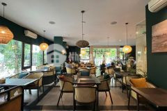 Cho thuê mbkd tầng 1 trương công giai cầu giấy 130m, mt 10m giá 35tr, vỉa hè, kd