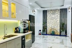 Giá rẻ oto tải đỗ cửa tt ba đình 6 tầng thang máy full nội thất kd 15.5 tỷ