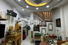 Nhà đẹp 2 tầng gần công viên gia định ngang lớn 4.5m nhỉnh 5 tỷ