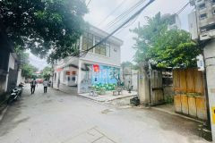 Chính chủ em bán nhanh lô đất trong 20 ngày tại ngõ 195 phúc lợi long biên.