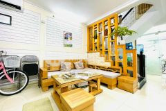 Bán nhà nguyễn đức cảnh hoàng mai, rất gần phố, ô tô đỗ cửa, nhà đẹp hai thoáng.