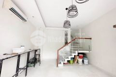 Cho thuê nhà 3 tầng lê lợi ngang 7m