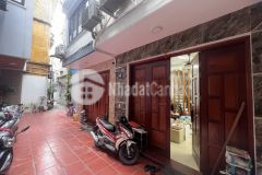 Bán nhà ngõ 59 ngô gia tự, long biên 33m2, 5t giá 6,85 tỷ ô tô đỗ cách 15m, cam kết chuẩn