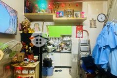 Nhỉnh 2t gần chợ bình tiên q6 2 căn ra hẻm xe hơi thông 2 tầng hoàn công đủ shr