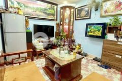 Nhà đẹp ngõ 318 đê la thành, giá 2.86 tỷ, 20mx3t, ở luôn, ảnh thật