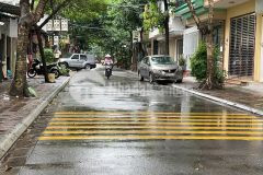 Nhà lô góc khu phân lô 918 phúc đồng 80m, 4t, mt 5.5m, ô tô thông, tránh các ngả, vỉa hè.