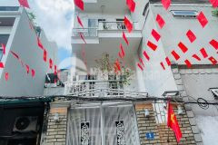 Bán nhà ngọc thuỵ,long biên 5 tầng,60m,mt4m oto tránh nhỉnh 15 tỷ