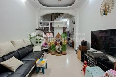 Bán nhà phố khương đình thanh xuân, ngõ thông rộng gần phố, nhà 5 tầng đẹp ở ngay.