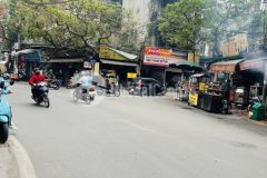 Bán nhà phô hoàng văn thái ô tô qua nhà