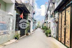 Chỉ 5.5tỷ có ngay nhà siêu đẹp 4 tầng hẻm oto hương lộ 2 bình tân 4m13m.