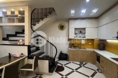 Bán nhà ngõ 67 nguyễn văn cừ, long biên 40m2, 5t giá 7,55 tỷ cam kết chuẩn