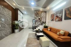 Bán nhà thạch bàn 5tầng lô góc nội thất đẹp oto đỗ gần