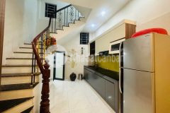 Nhà nhỏ hiếm thanh am 33 m2 x5 tầng nhỉnh 5 tỷ