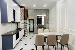 Bán nhà phố đại la, hai bà trưng, 5 tầng thang máy mới, 2 thoáng trước sau, gần phố