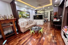 Căn hộ tập thể tôn đức thắng 70m2 4,95 tỷ đẹp xịn sò oto đỗ chân cầu thang 2 thoáng full nội