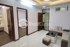 Bán căn ccmn tại mặt đường mỹ đình quận nam từ liêm 50m, 2pn đủ đồ giá 2.4 tỷ