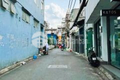 Bán nhà hẻm thông cmt8 2pn hơn 1 tỷ shr