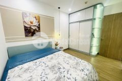 Bán căn hộ 2pn2wc tầng trung full đồ đẹp chỉ 4,15 tỷ thu về tầng đẹp view bể bơi tại vinhomes ocp